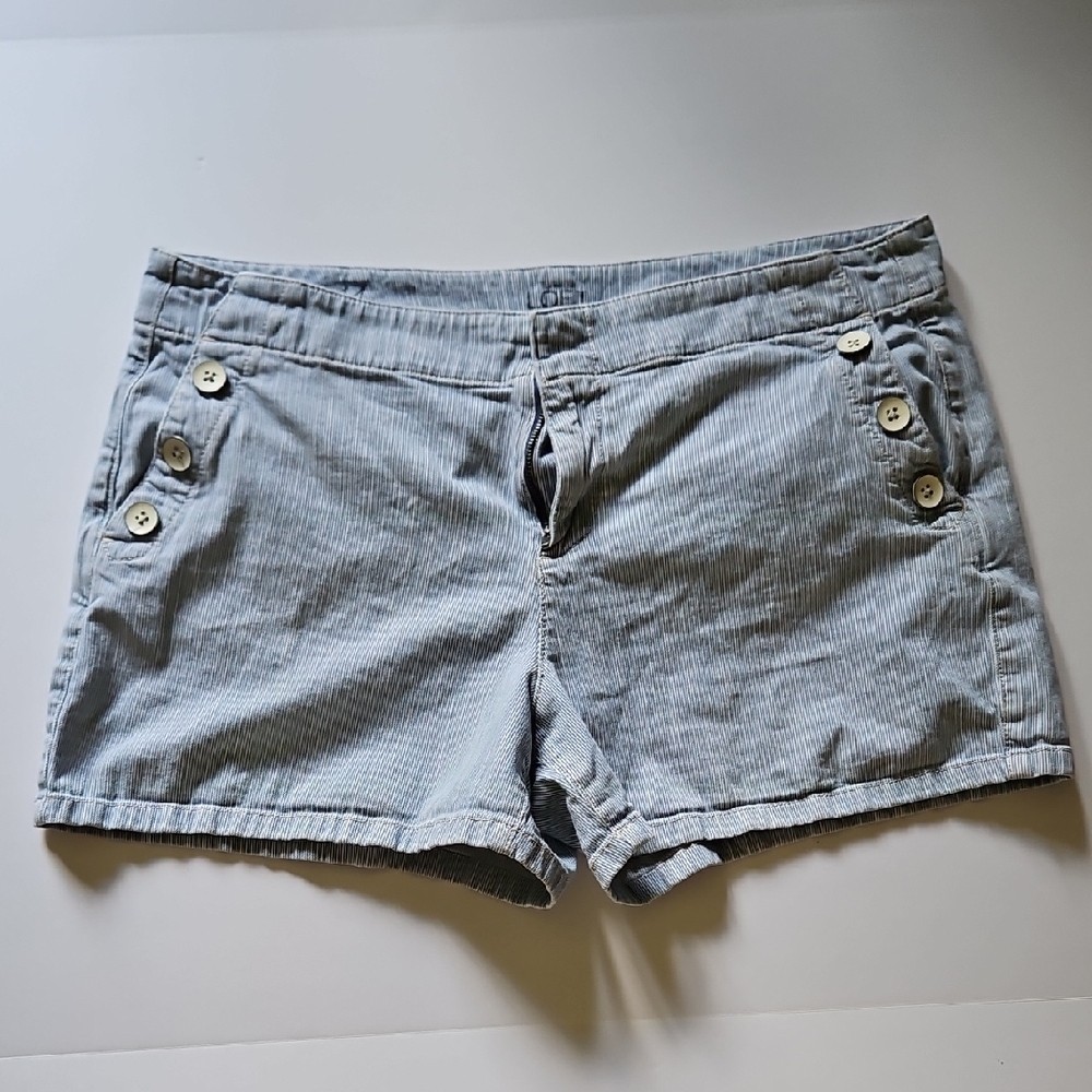 Ann Taylor Gray Bermuda Shorts